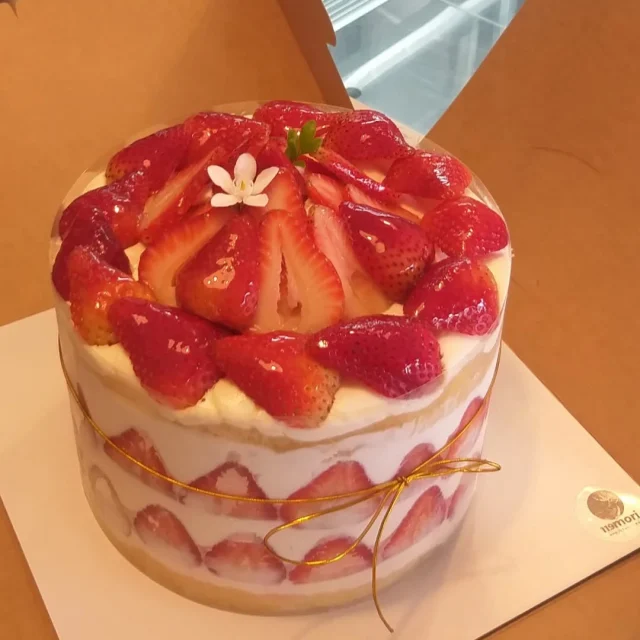 Simple. Beautiful. Delicious.
😊🎂🍰💛🎁🌱🍅
www.119mori.com